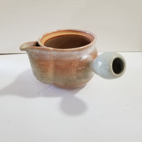 Japanese teapot Traditional Japanese pottery (no lid)